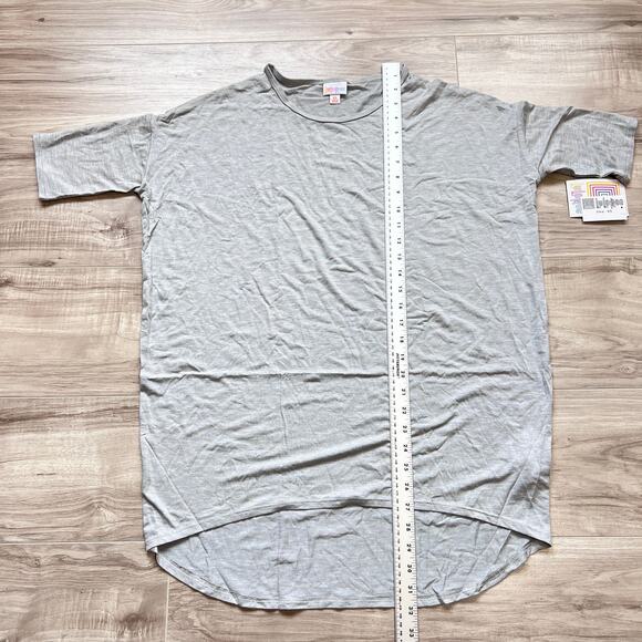 Lularoe Irma Light Gray Tunic Short Sleeve T-Shirt Size XS - Picture 2 of 8